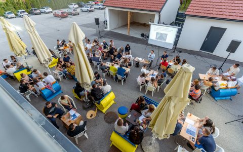 526216259_1296801595782653_2473274220778941132_n (1)